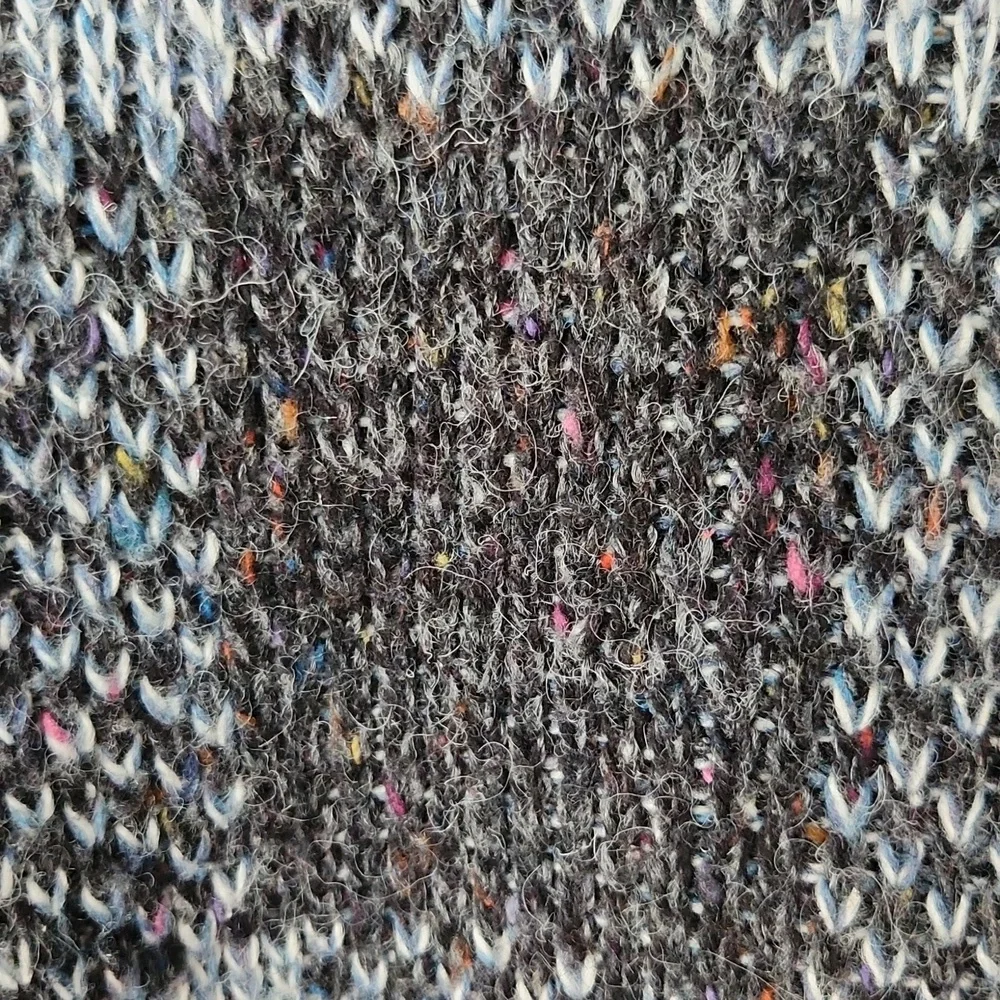 Plaid Crewneck Wool Blend Sweater Vintage Peter England - Picture 5 of 15